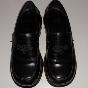 Dansko Professional Closed Back Embroidered 39 EU